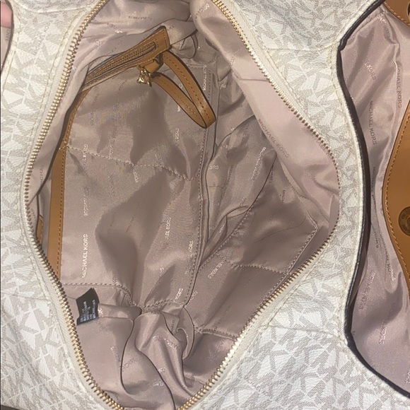 Michael Kors Signature Logo Fulton Bag - Picture 7 of 11